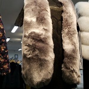 Fur vest